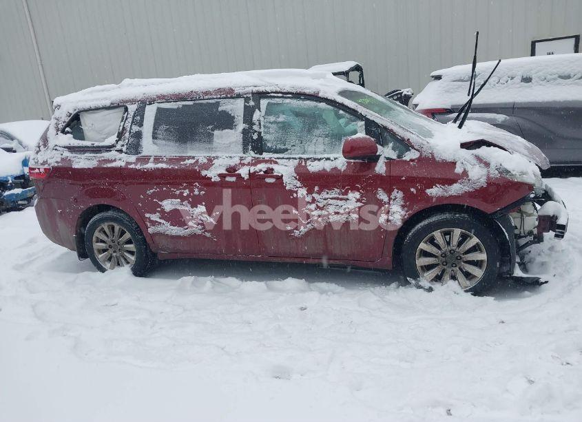 Photo 14 of 2015 Toyota Sienna LE 7 PASSENGER (VIN 5TDJK3DC3FS101852)