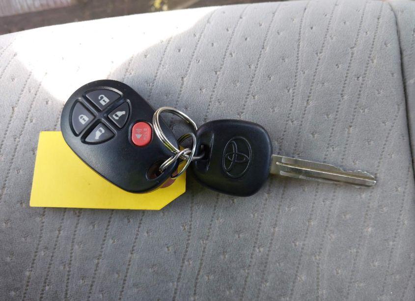 Photo 11 of 2016 Toyota Sienna LE 7 PASSENGER (VIN 5TDJK3DC3GS139972)