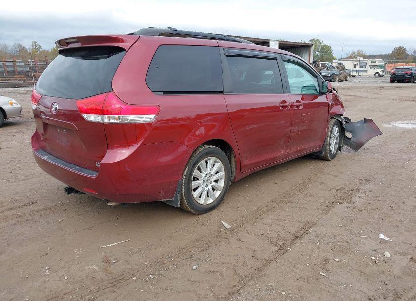 Photo 4 of 2013 Toyota Sienna LE 7 PASSENGER (VIN 5TDJK3DC4DS052206)
