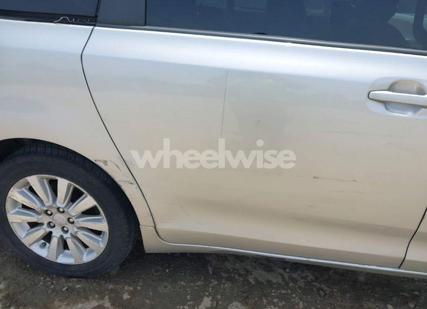 Photo 18 of 2014 Toyota Sienna LE 7 PASSENGER (VIN 5TDJK3DC4ES076068)