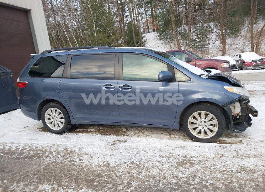 Photo 13 of 2015 Toyota Sienna LE 7 PASSENGER (VIN 5TDJK3DC4FS094796)