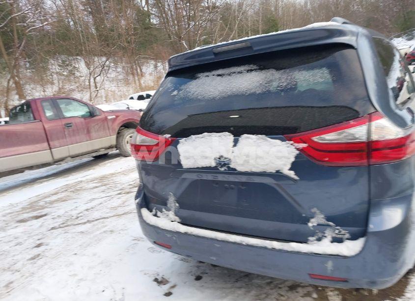 Photo 16 of 2015 Toyota Sienna LE 7 PASSENGER (VIN 5TDJK3DC4FS094796)