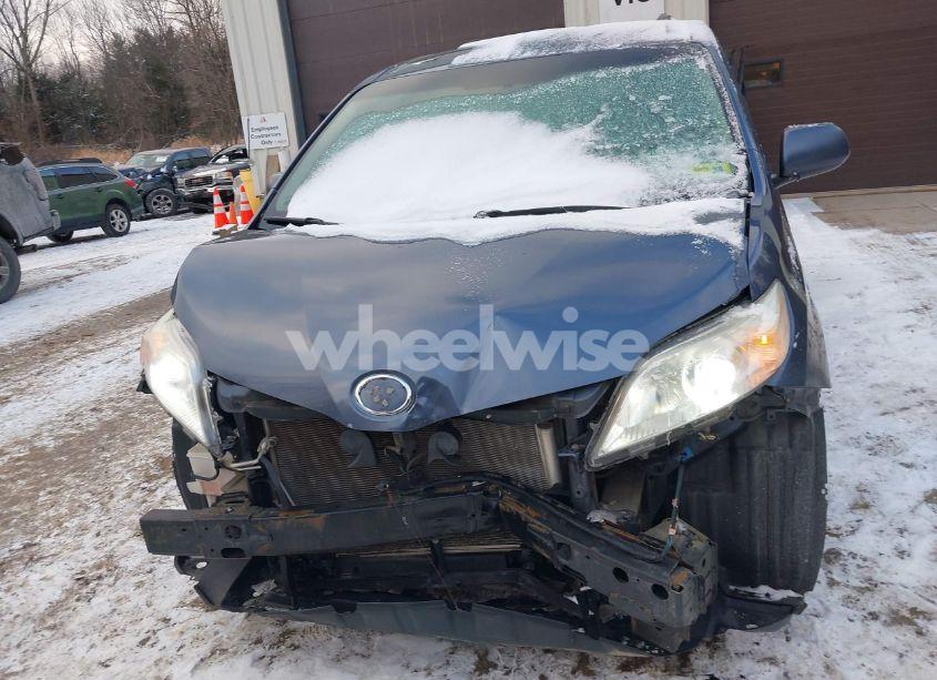 Photo 6 of 2015 Toyota Sienna LE 7 PASSENGER (VIN 5TDJK3DC4FS094796)