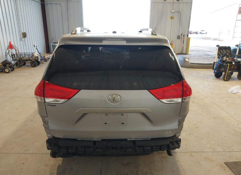Photo 17 of 2013 Toyota Sienna LE 7 PASSENGER (VIN 5TDJK3DC5DS049511)