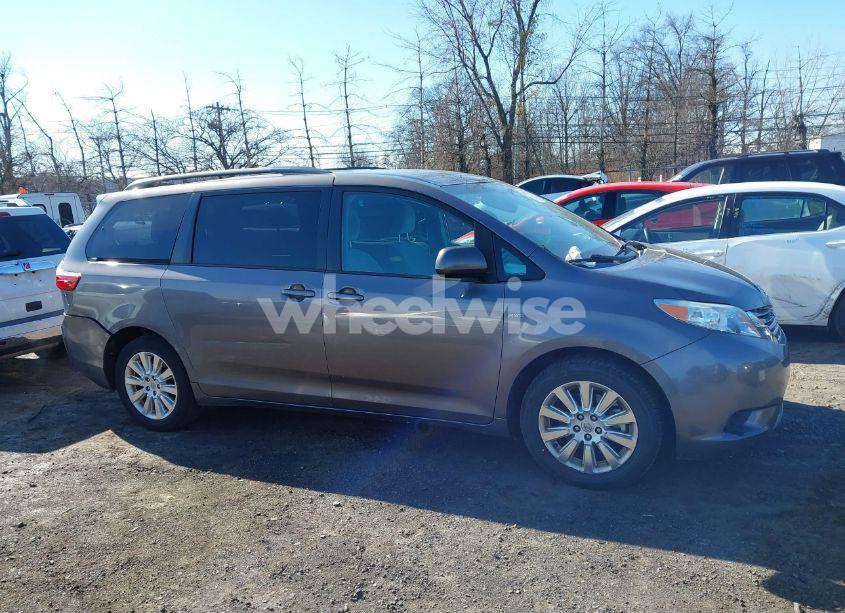 Photo 13 of 2016 Toyota Sienna LE 7 PASSENGER (VIN 5TDJK3DC5GS133753)