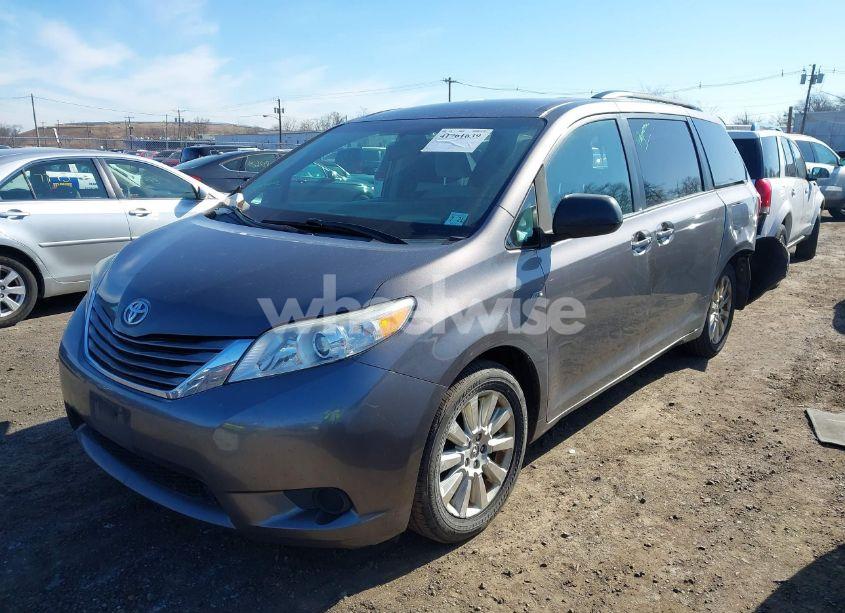Photo 2 of 2016 Toyota Sienna LE 7 PASSENGER (VIN 5TDJK3DC5GS133753)