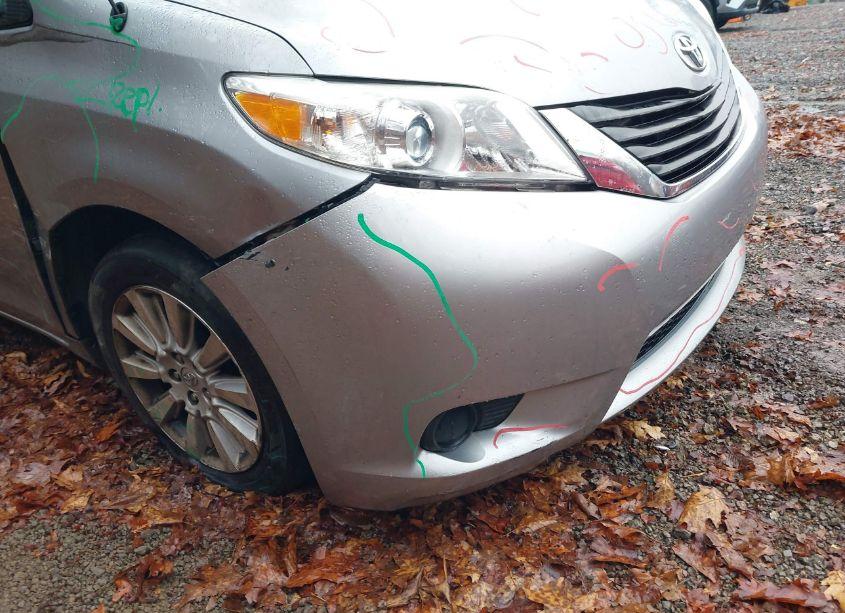 Photo 21 of 2013 Toyota Sienna LE 7 PASSENGER (VIN 5TDJK3DC6DS060002)