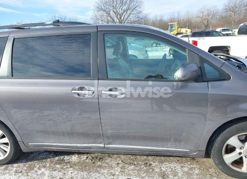 Photo 13 of 2012 Toyota Sienna LE 7 PASSENGER (VIN 5TDJK3DC8CS032278)