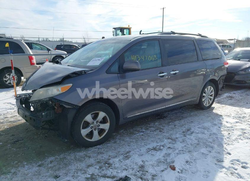 Photo 2 of 2012 Toyota Sienna LE 7 PASSENGER (VIN 5TDJK3DC8CS032278)