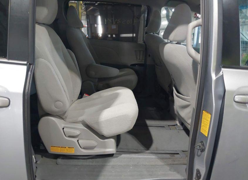 Photo 8 of 2012 Toyota Sienna LE 7 PASSENGER (VIN 5TDJK3DC8CS034077)