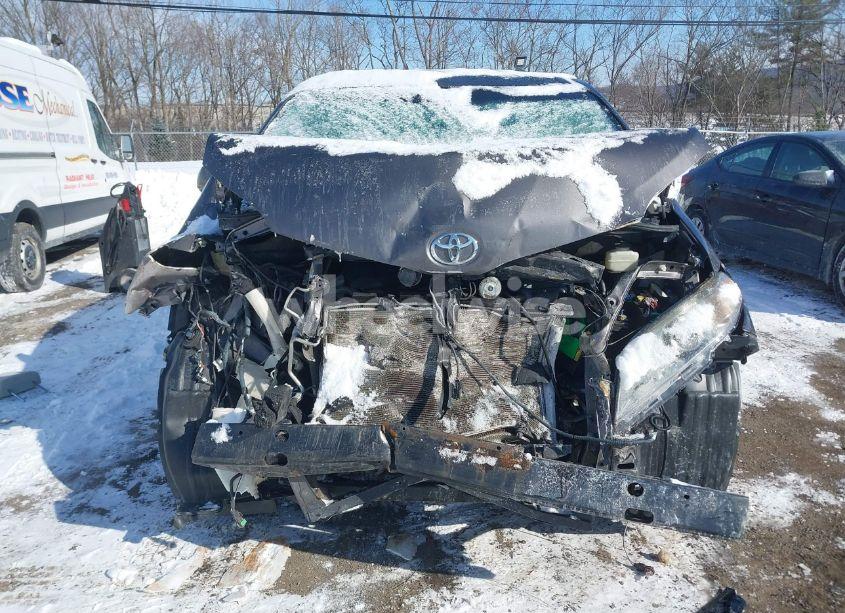 Photo 10 of 2013 Toyota Sienna LE 7 PASSENGER (VIN 5TDJK3DCXDS061105)