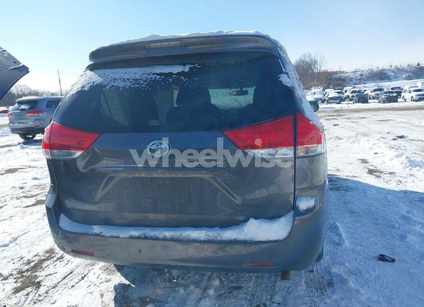 Photo 16 of 2013 Toyota Sienna LE 7 PASSENGER (VIN 5TDJK3DCXDS061105)