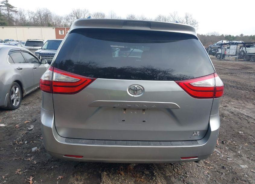 Photo 16 of 2015 Toyota Sienna LE 7 PASSENGER (VIN 5TDJK3DCXFS117515)