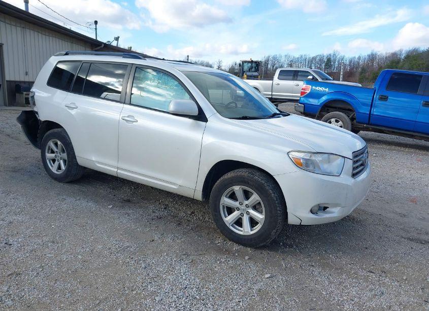 2010 Toyota Highlander SE V6 (VIN 5TDJK3EH1AS013627) main photo