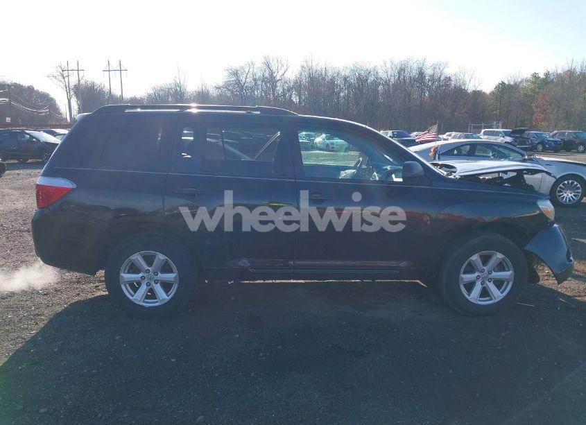 Photo 13 of 2010 Toyota Highlander SE V6 (VIN 5TDJK3EH2AS016603)