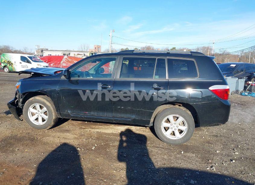 Photo 14 of 2010 Toyota Highlander SE V6 (VIN 5TDJK3EH2AS016603)