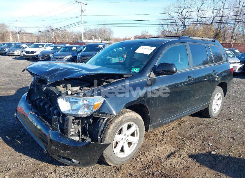 Photo 2 of 2010 Toyota Highlander SE V6 (VIN 5TDJK3EH2AS016603)