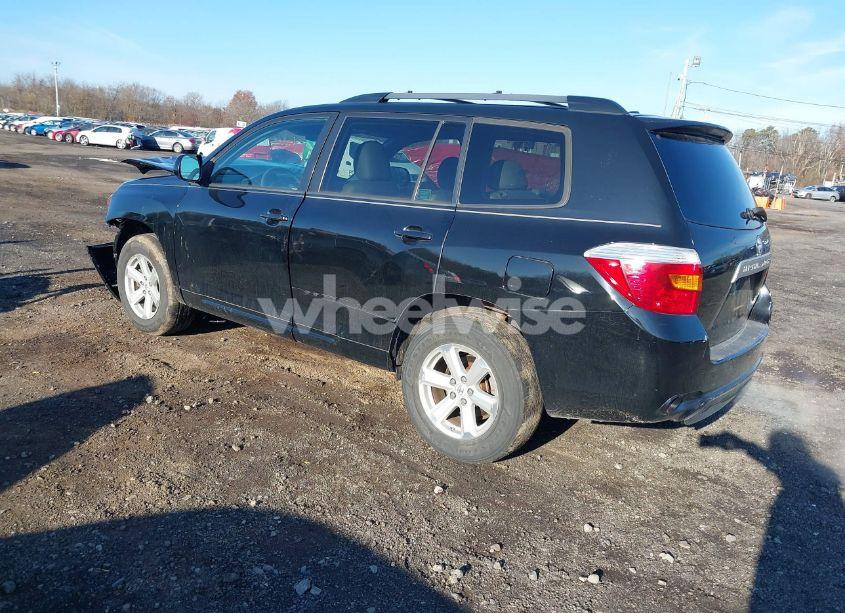 Photo 3 of 2010 Toyota Highlander SE V6 (VIN 5TDJK3EH2AS016603)