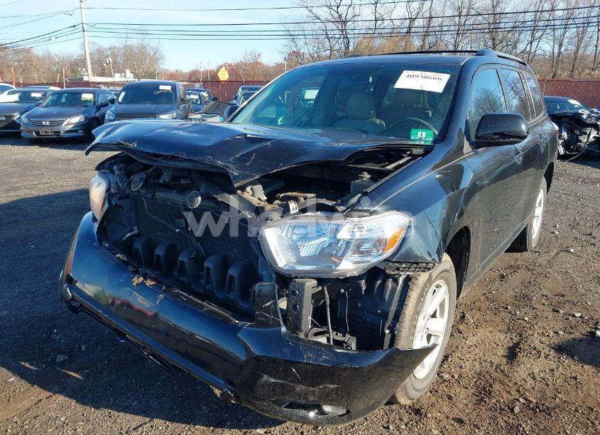 Photo 6 of 2010 Toyota Highlander SE V6 (VIN 5TDJK3EH2AS016603)