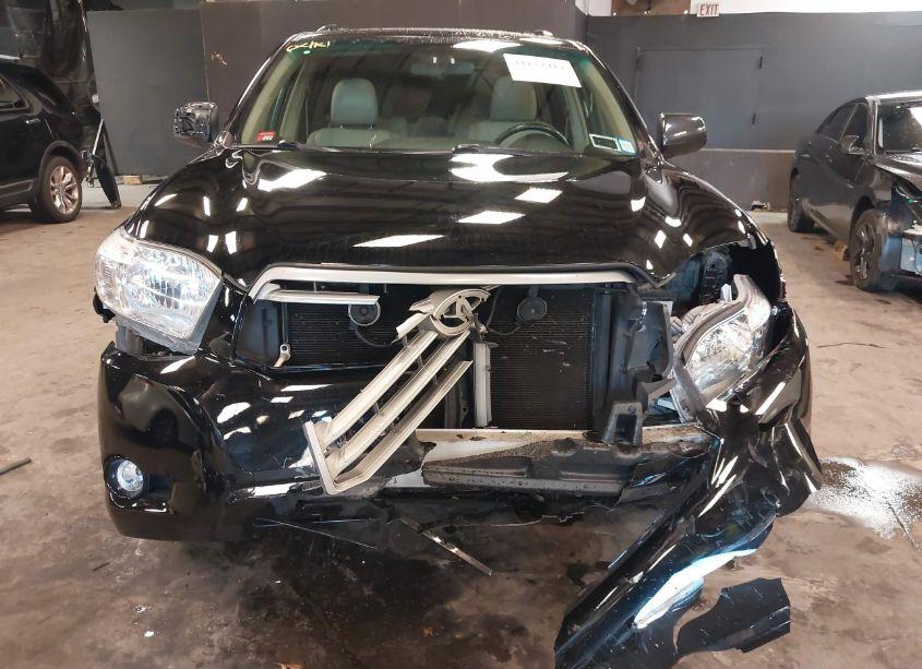 Photo 6 of 2010 Toyota Highlander SE V6 (VIN 5TDJK3EH3AS033717)