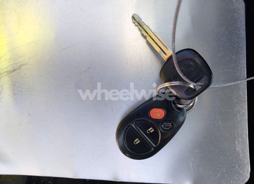 Photo 11 of 2010 Toyota Highlander SE V6 (VIN 5TDJK3EH4AS016196)