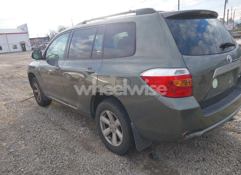 Photo 3 of 2010 Toyota Highlander SE V6 (VIN 5TDJK3EH5AS031130)