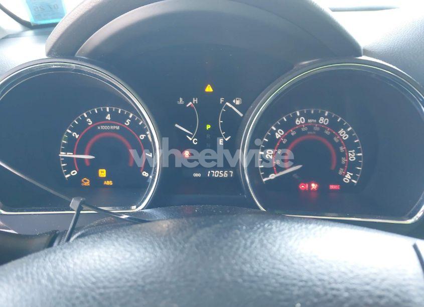 Photo 7 of 2010 Toyota Highlander SE V6 (VIN 5TDJK3EH7AS032568)