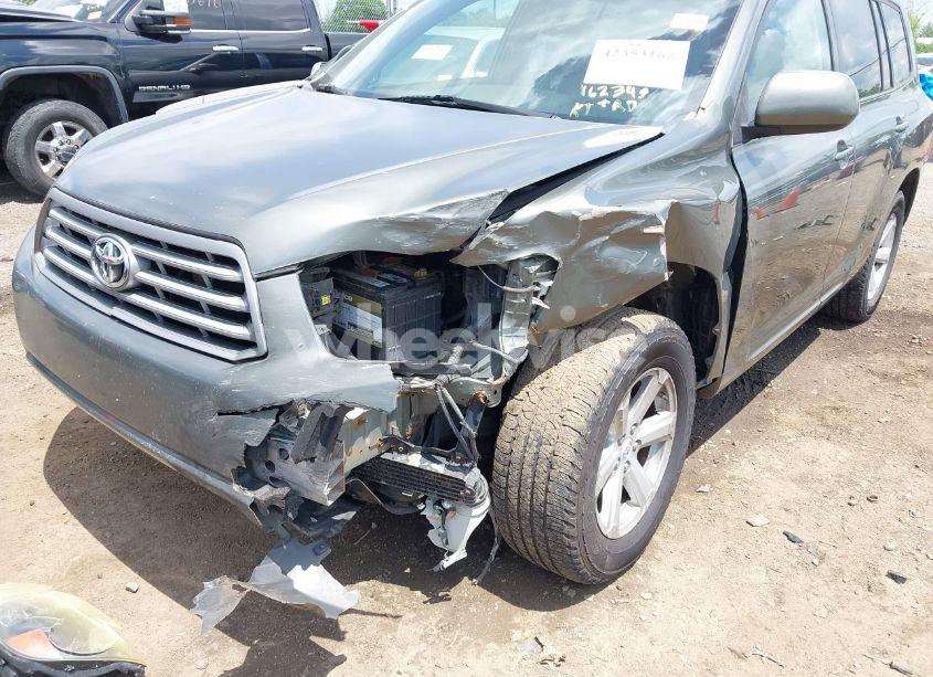 Photo 6 of 2010 Toyota Highlander SE V6 (VIN 5TDJK3EH8AS020087)