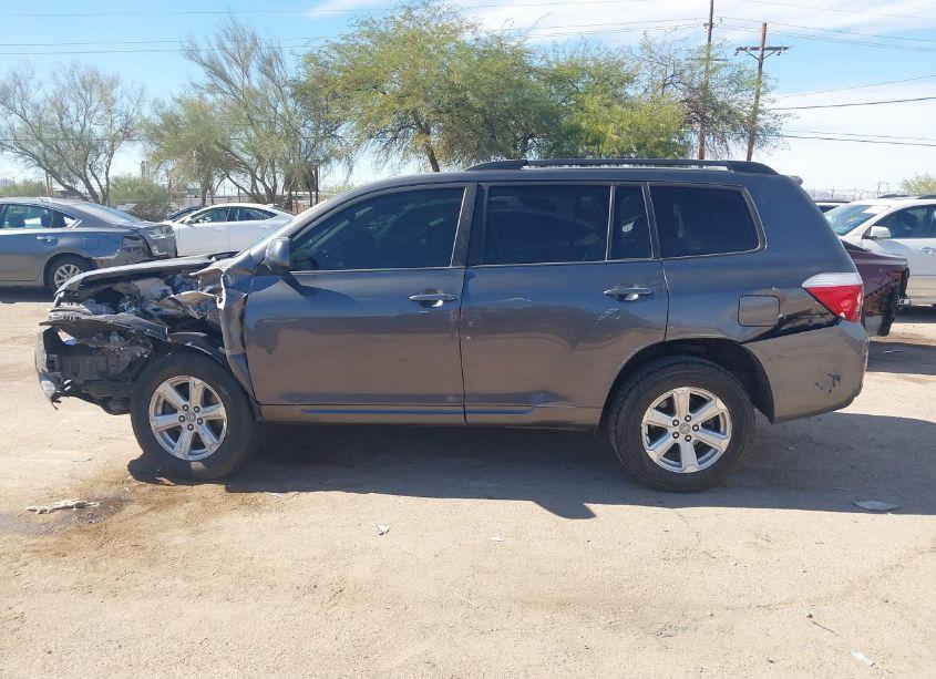 Photo 14 of 2010 Toyota Highlander SE V6 (VIN 5TDJK3EH9AS020308)