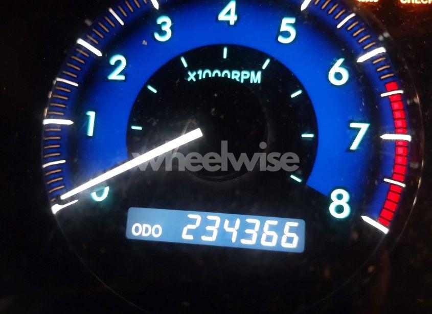 Photo 15 of 2010 Toyota Sienna LE (VIN 5TDJK4CCXAS029645)