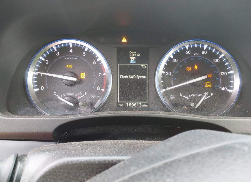 Photo 7 of 2015 Toyota Highlander XLE V6 (VIN 5TDJKRFH0FS224326)