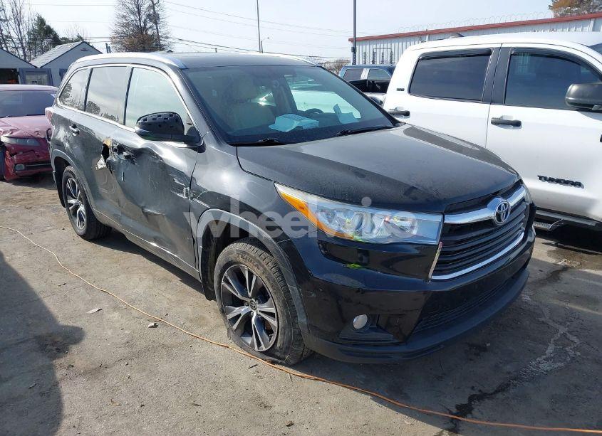2016 Toyota Highlander XLE V6 (VIN 5TDJKRFH0GS283670) main photo