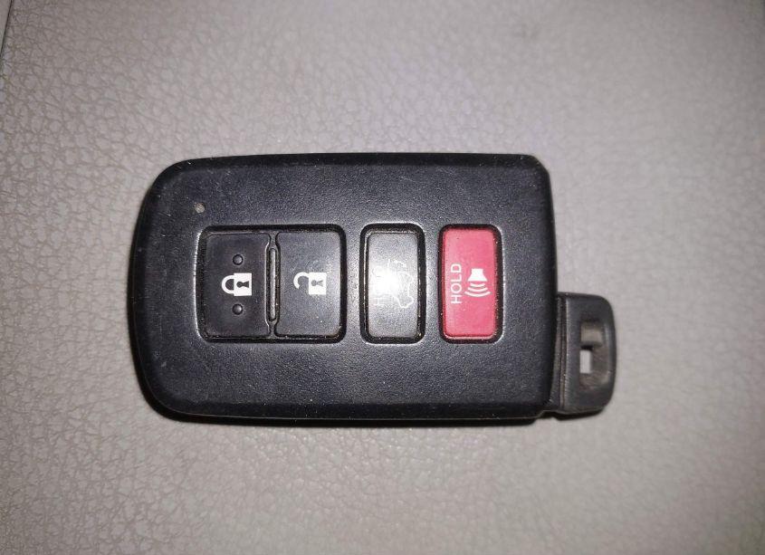 Photo 11 of 2015 Toyota Highlander XLE V6 (VIN 5TDJKRFH1FS126003)