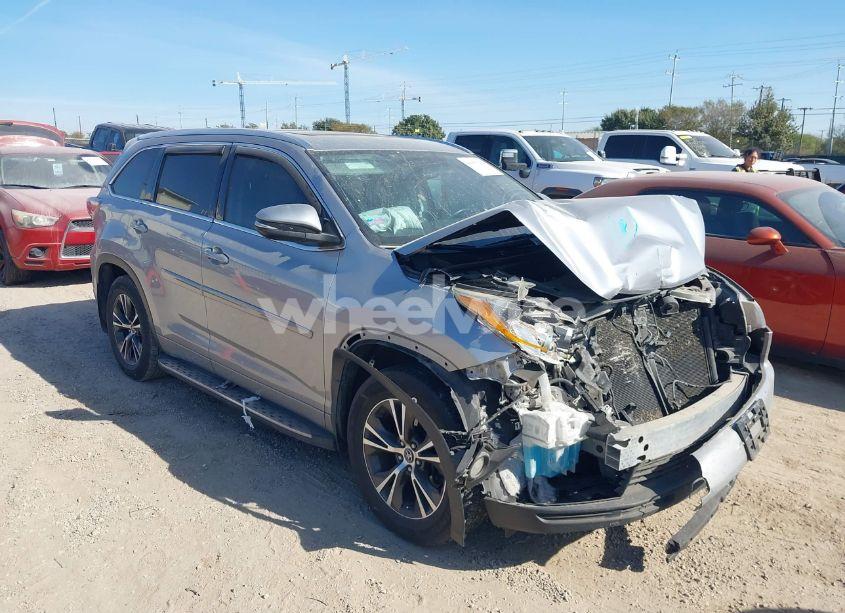 2016 Toyota Highlander XLE V6 (VIN 5TDJKRFH1GS285752) main photo