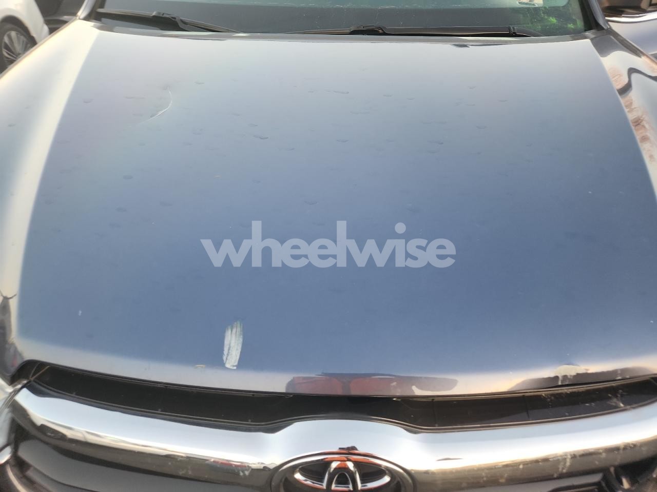 Photo 12 of 2016 TOYOTA HIGHLANDER XLE (VIN 5TDJKRFH1GS318054)