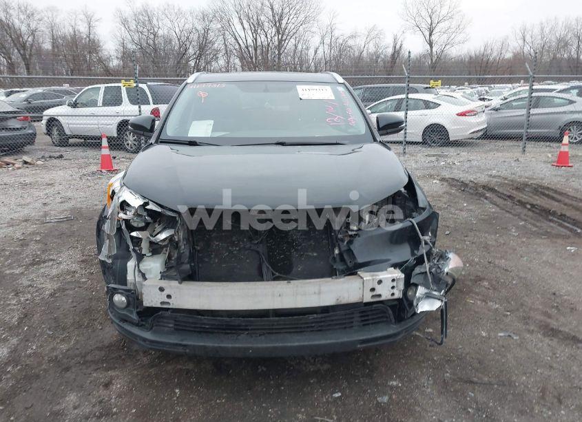 Photo 12 of 2016 Toyota Highlander XLE V6 (VIN 5TDJKRFH1GS338269)