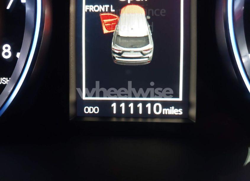 Photo 15 of 2014 Toyota Highlander XLE V6 (VIN 5TDJKRFH2ES041444)