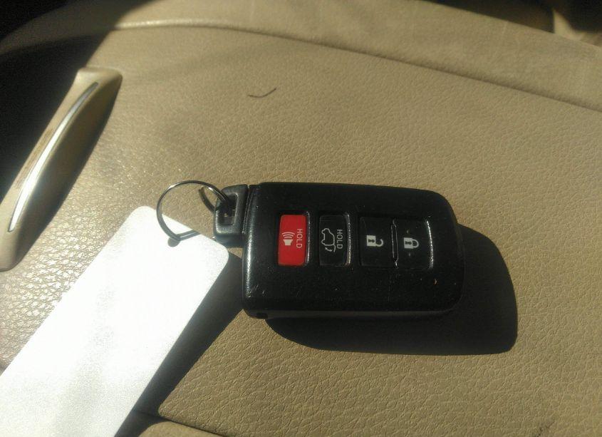 Photo 11 of 2015 Toyota Highlander XLE V6 (VIN 5TDJKRFH3FS119375)