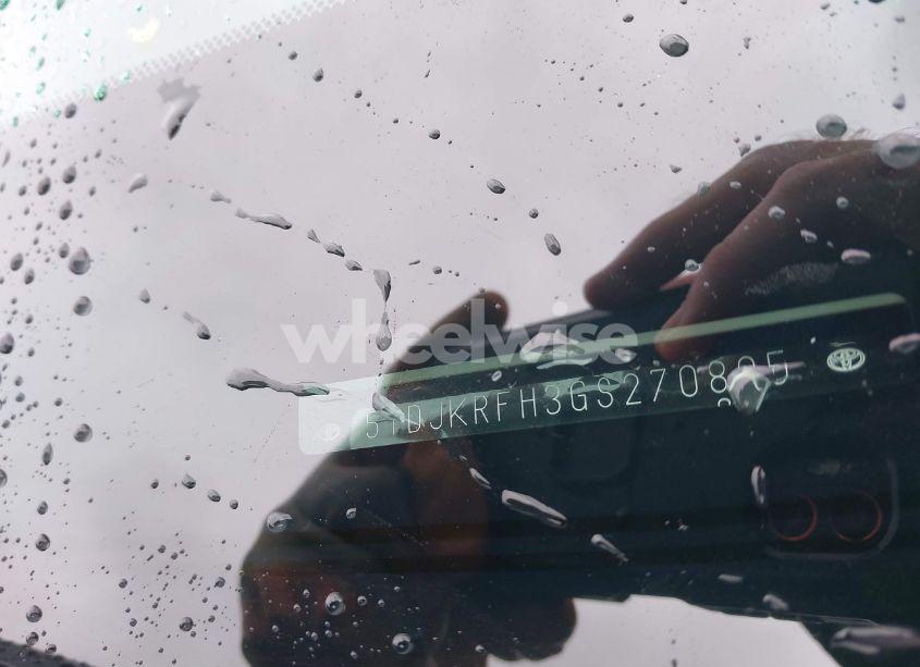 Photo 9 of 2016 Toyota Highlander XLE V6 (VIN 5TDJKRFH3GS270895)