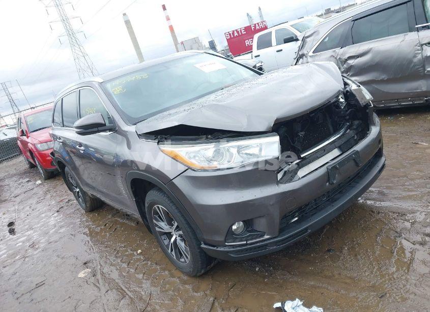 2016 Toyota Highlander XLE V6 (VIN 5TDJKRFH3GS297370) main photo