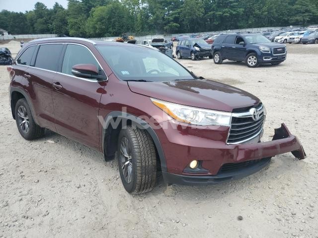 Photo 11 of 2016 TOYOTA HIGHLANDER XLE (VIN 5TDJKRFH3GS336586)