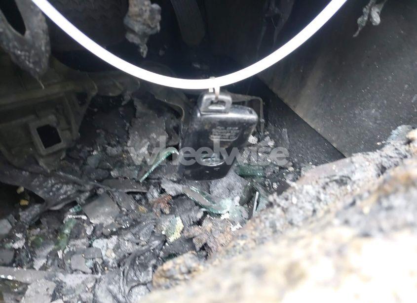 Photo 11 of 2016 Toyota Highlander XLE V6 (VIN 5TDJKRFH3GS505361)