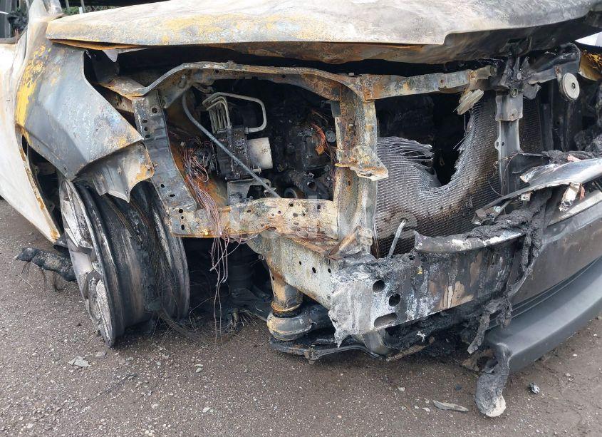 Photo 12 of 2016 Toyota Highlander XLE V6 (VIN 5TDJKRFH3GS505361)