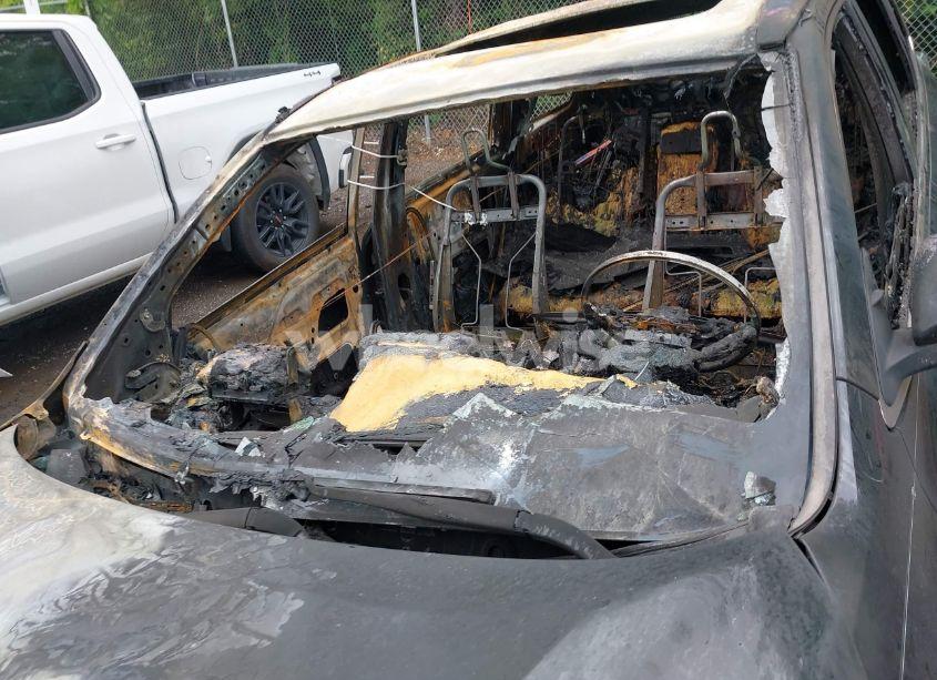 Photo 13 of 2016 Toyota Highlander XLE V6 (VIN 5TDJKRFH3GS505361)