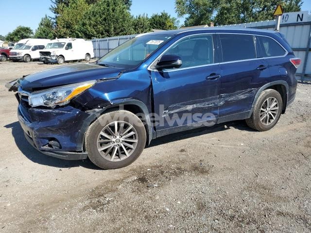 Photo 3 of 2014 TOYOTA HIGHLANDER XLE (VIN 5TDJKRFH4ES024449)