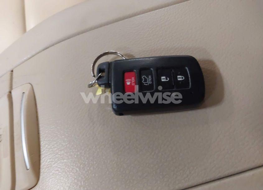 Photo 11 of 2015 Toyota Highlander XLE V6 (VIN 5TDJKRFH4FS096687)