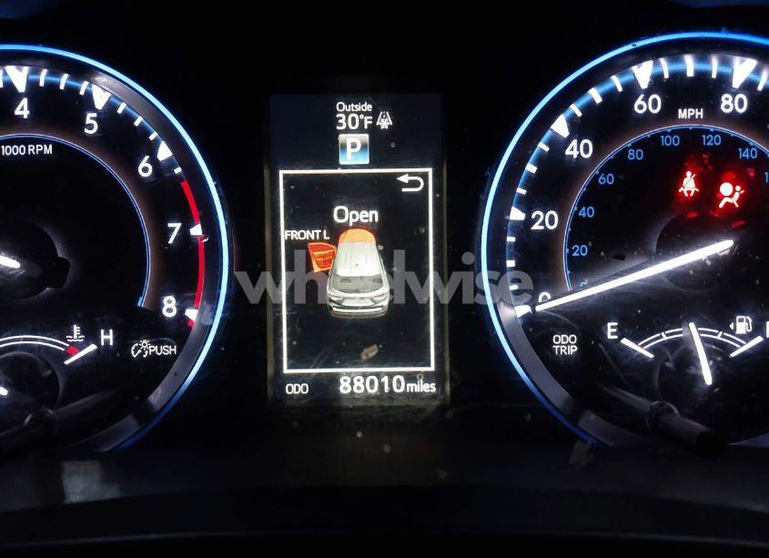 Photo 15 of 2015 Toyota Highlander XLE V6 (VIN 5TDJKRFH4FS214334)