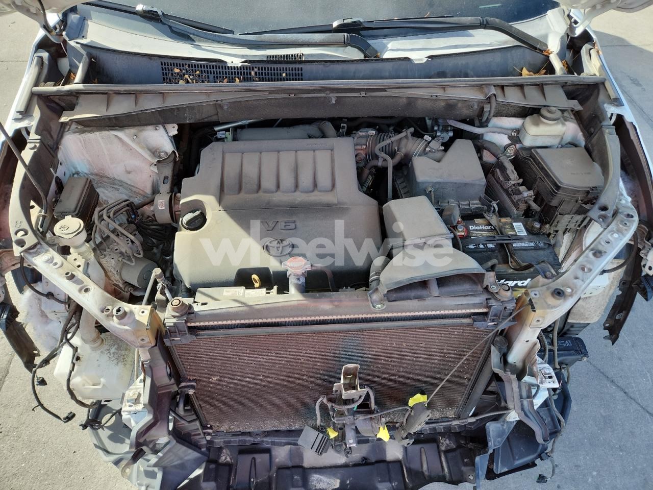 Photo 12 of 2016 TOYOTA HIGHLANDER XLE (VIN 5TDJKRFH4GS274468)