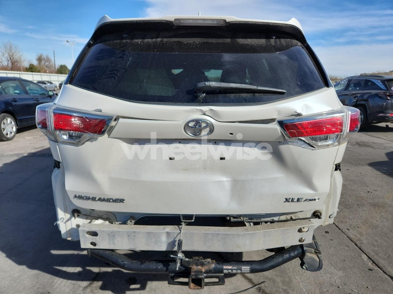 Photo 6 of 2016 TOYOTA HIGHLANDER XLE (VIN 5TDJKRFH4GS274468)