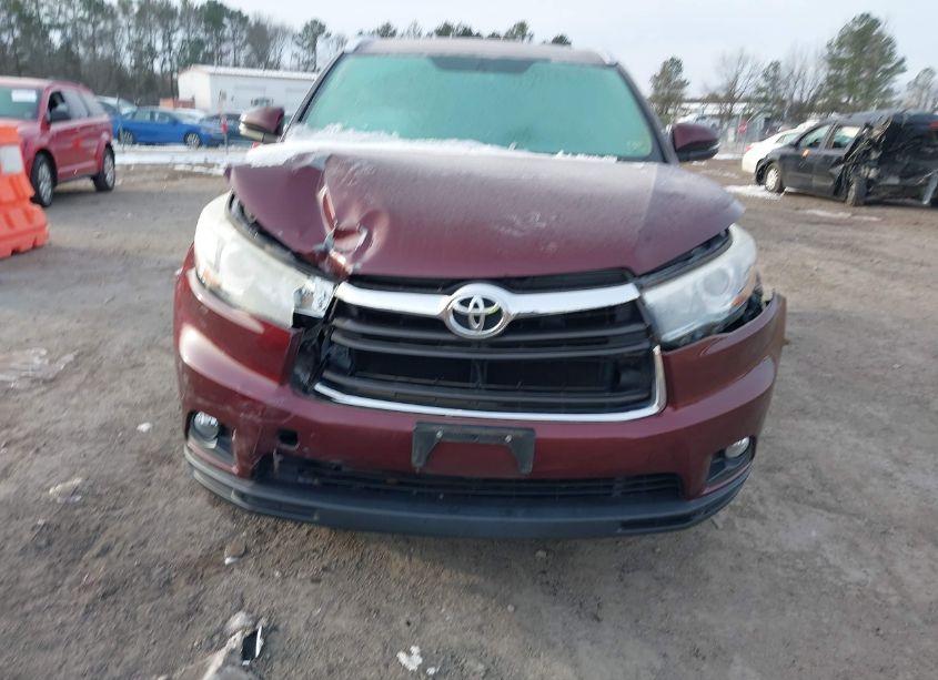 Photo 12 of 2016 Toyota Highlander XLE V6 (VIN 5TDJKRFH4GS280738)